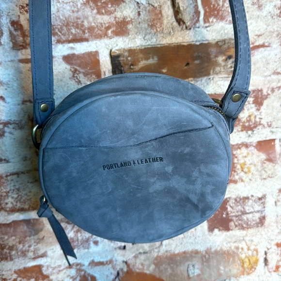 SOLD IN LIVE BUNDLE - NWOT - PORTLAND LEATHER CROSSBODY BAG - Picture 9 of 9